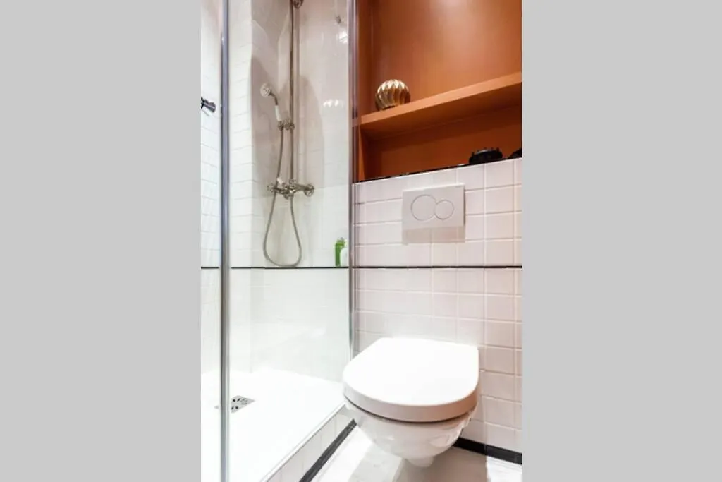 Greeter-Bel Appartement Parisien De 70M2 - St Lazare Paris