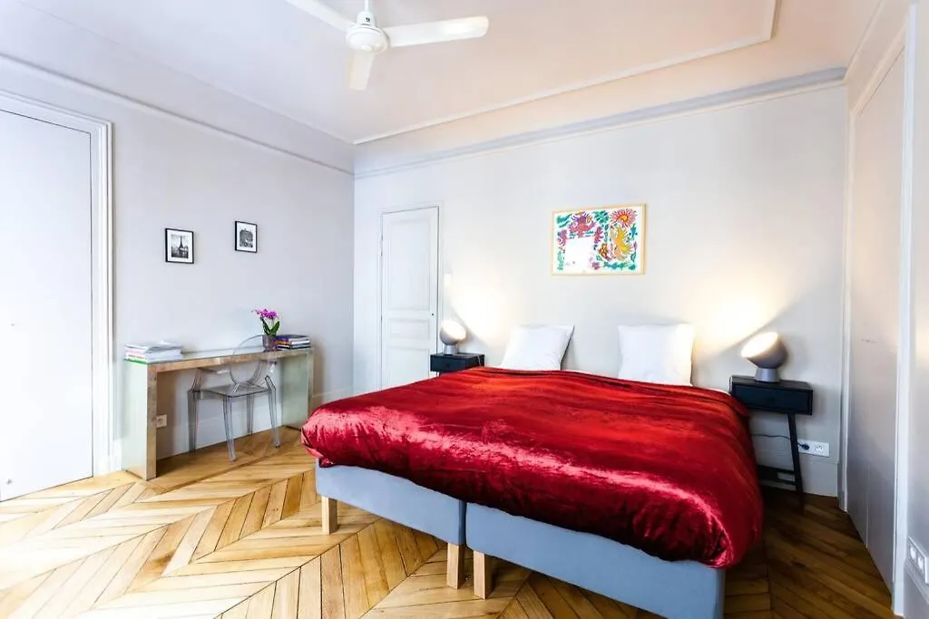 Greeter-Bel Appartement Parisien De 70M2 - St Lazare Paris