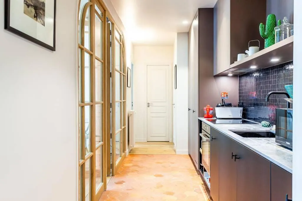 Greeter-Bel Appartement Parisien De 70M2 - St Lazare Frankrig