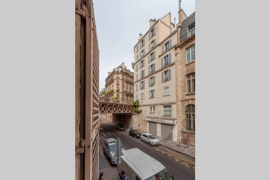 Greeter-Bel Appartement Parisien De 70M2 - St Lazare 0*,  Franciaország