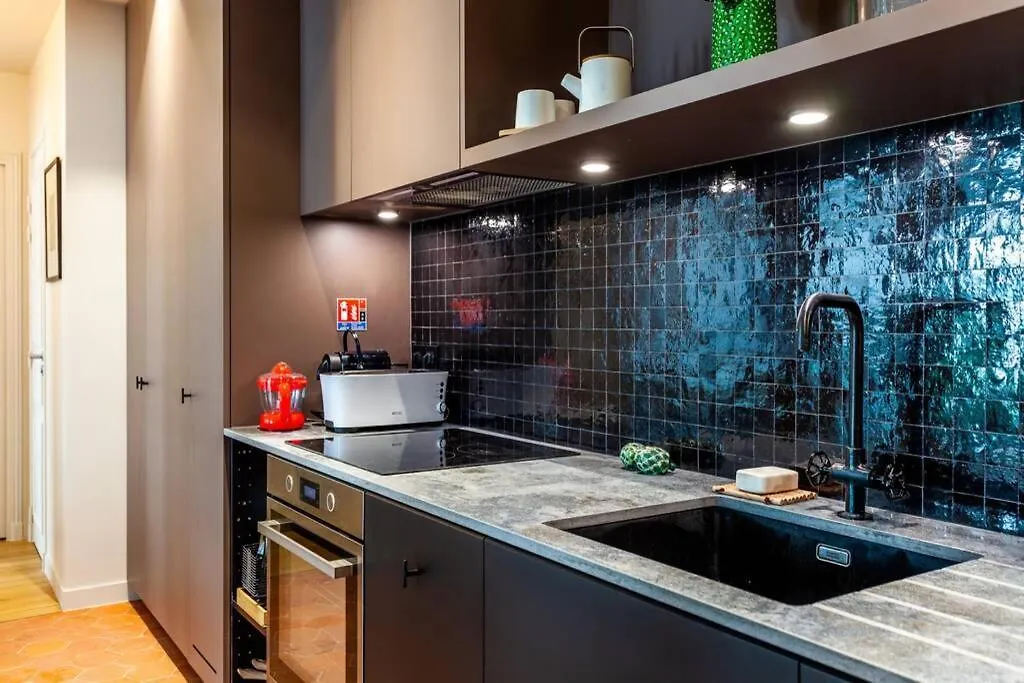 Greeter-Bel Appartement Parisien De 70M2 - St Lazare 0*,